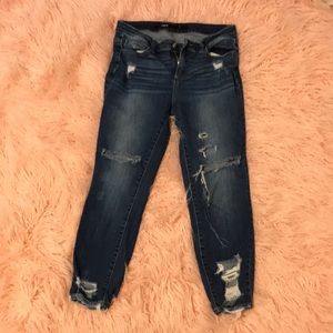 Harper boyfriend cut destroyed jeans